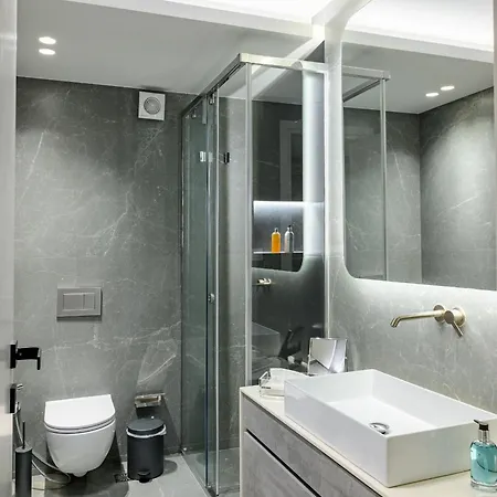 Stf Luxury Hotel *